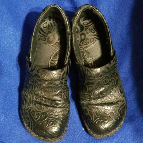 B.O.C. Peggy Black Tooled Leather Clog 7M - Picture 2 of 7